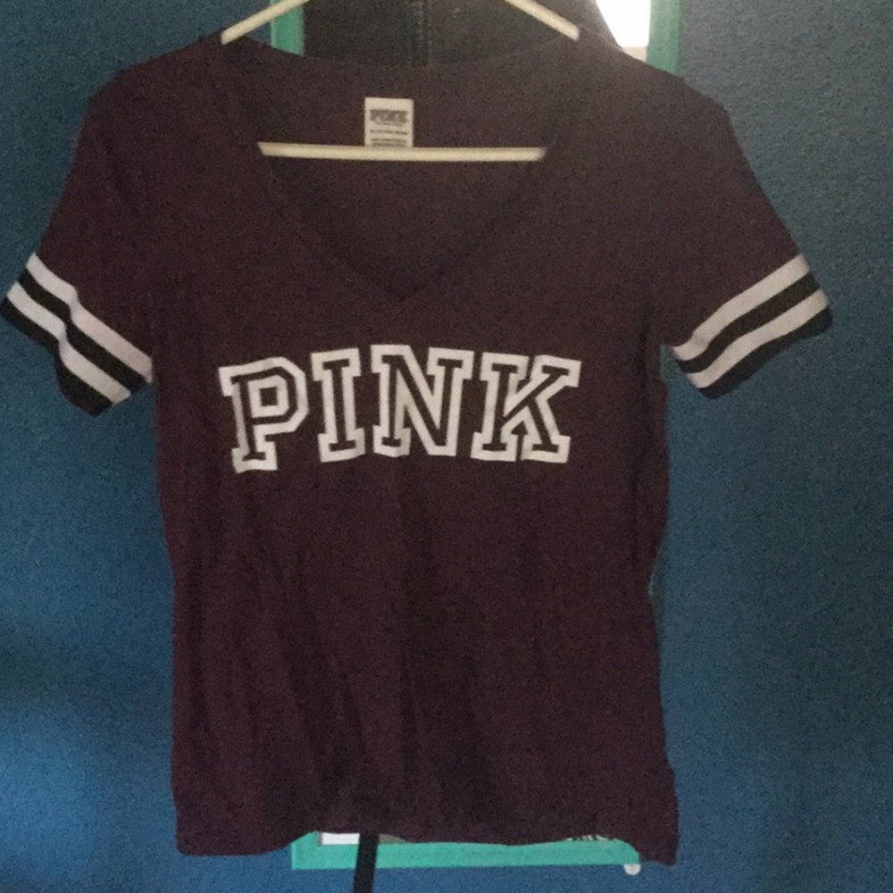 Pink/Victoria’s Secret T-shirt